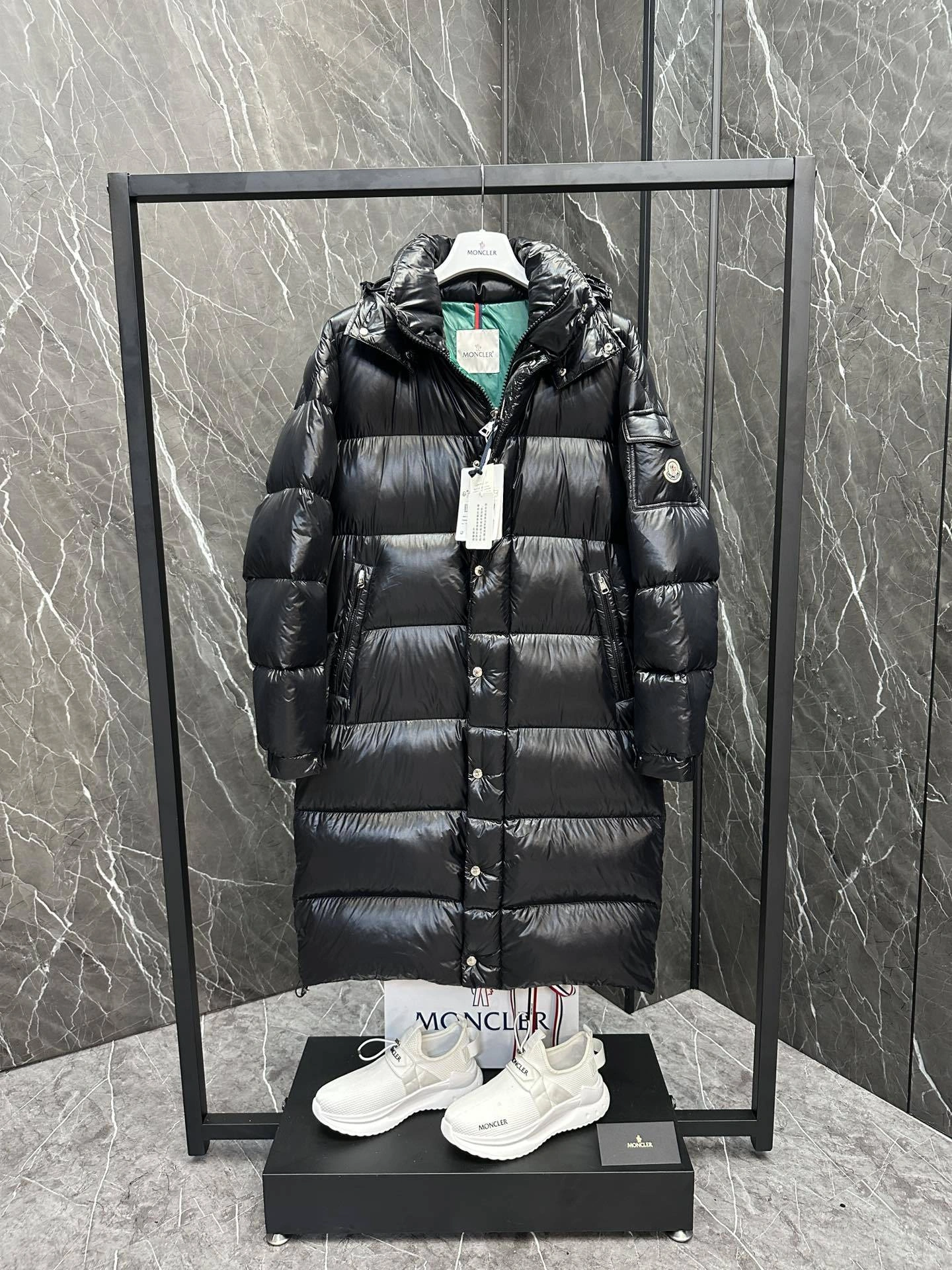wg.luxury- 7o9385r Hanoverian down jacket goose down item:D-F431J1320